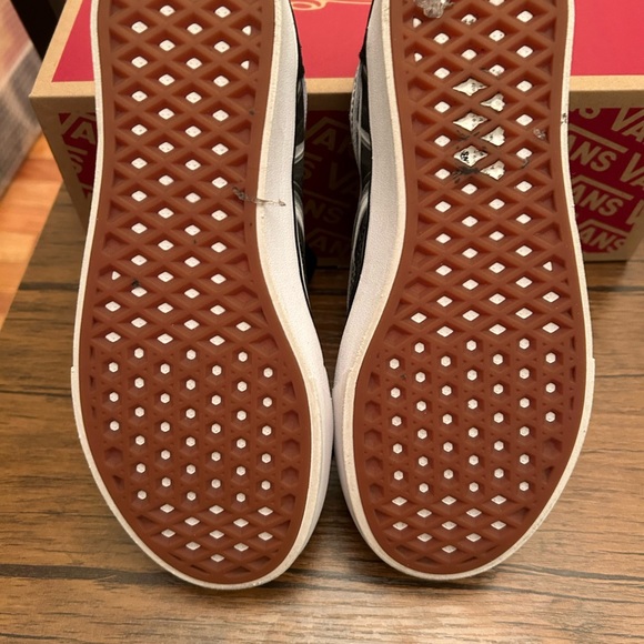 Vans After Dark Comfycush Old Skool Shoe - women’s size 6.5 (boys 5.0) - Picture 4 of 5